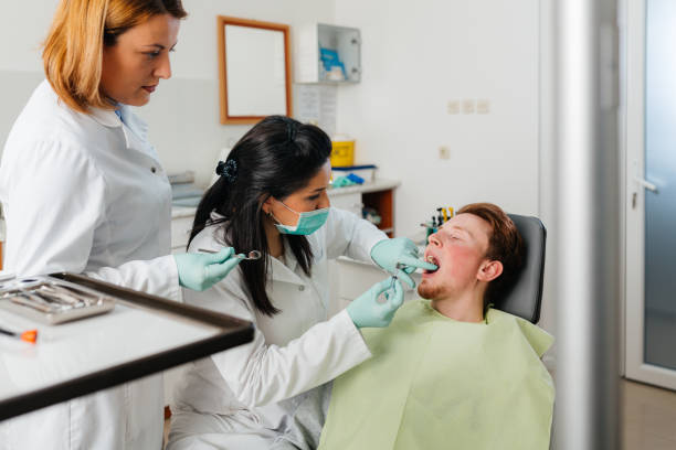 Best Emergency Cosmetic Dentistry (e.g., broken veneers) in Gberts, IL